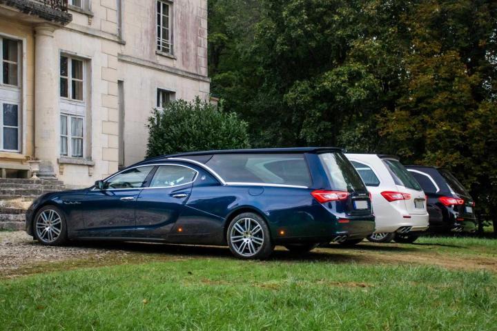 Voiture funéraire Angerville